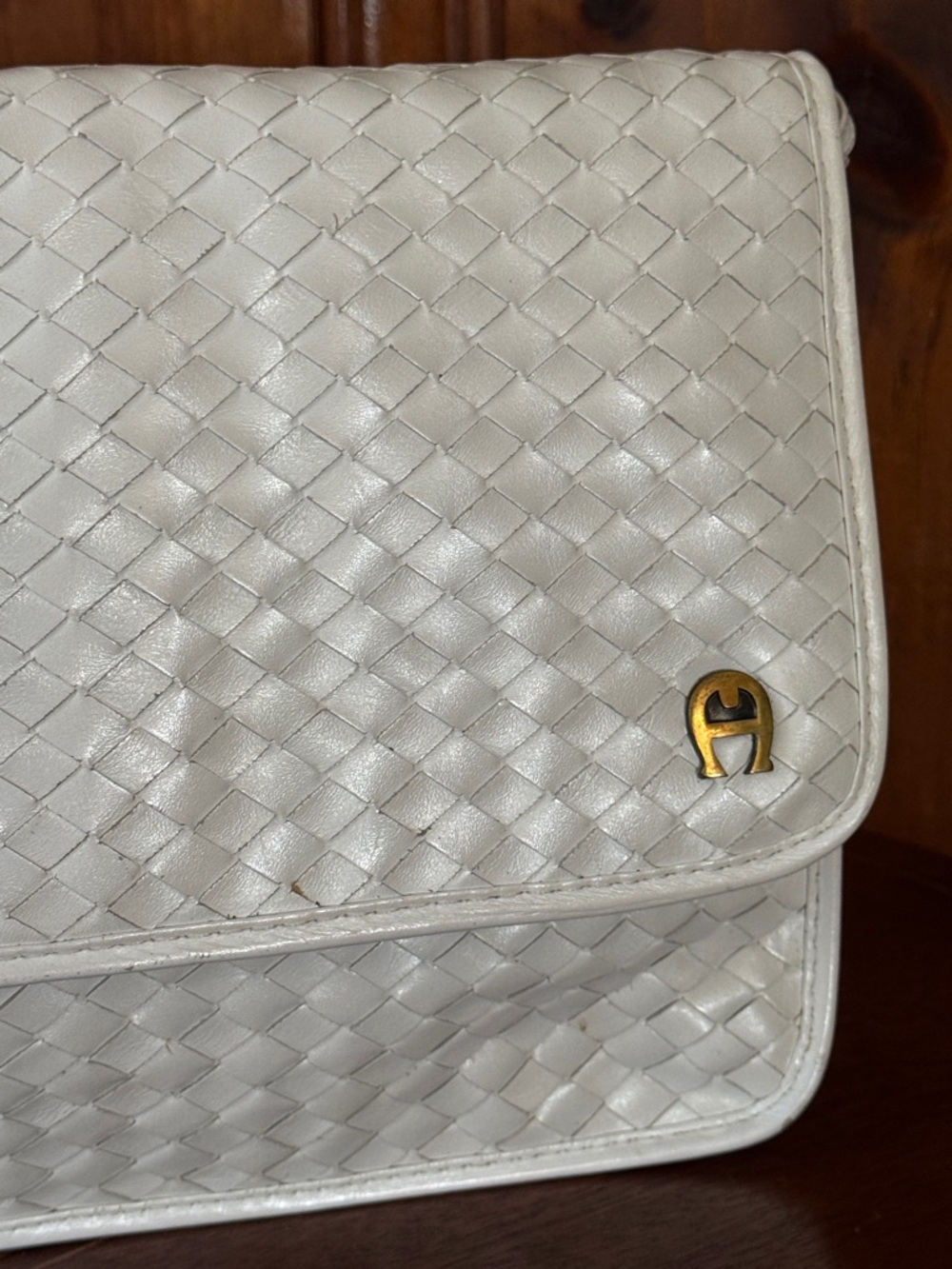 Gorgeous Vintage 80s Basketweave Etienne Aigner White Woven Leather Shoulder Bag - Picture 2 of 8